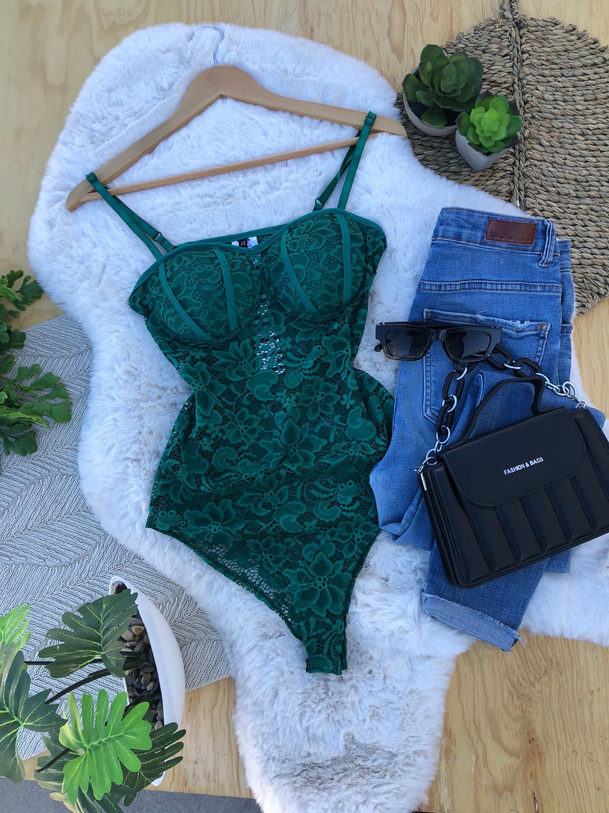 Pantiblusa encaje con copas